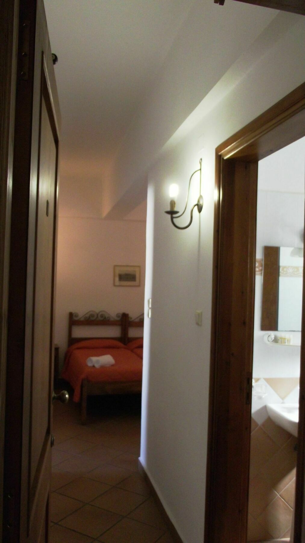 Iliada Hotell Ermoupoli Exteriör bild